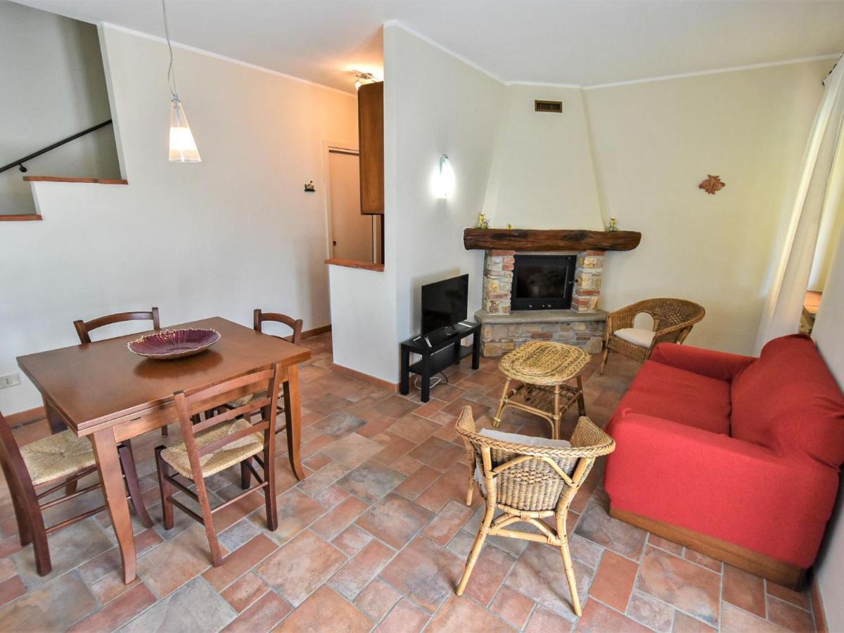 Apartment La Corte Bricca - Bilo D By Interhome Castana  Экстерьер фото